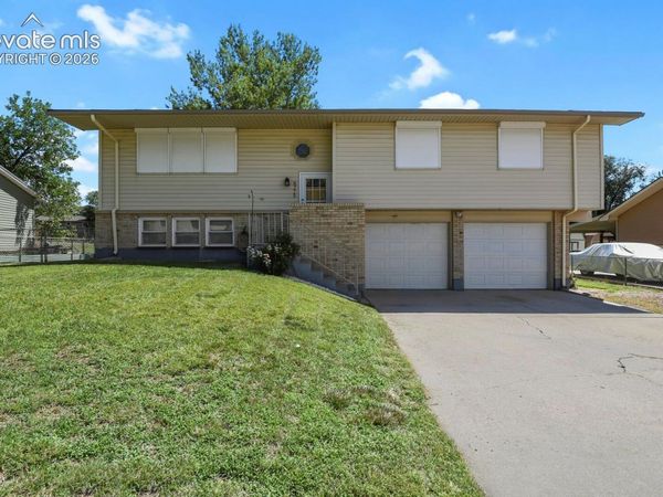 6775 Fielding Circle, Colorado Springs, CO 80911