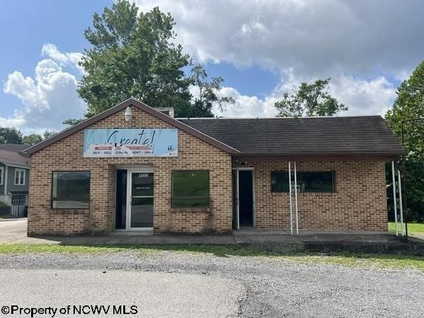 1506 Pennsylvania , Fairmont, WV 26554