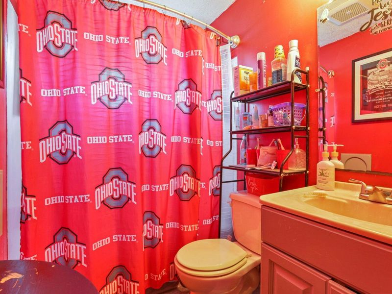 718 Bradwell Drive , Columbus, OH 43207 Photo 10