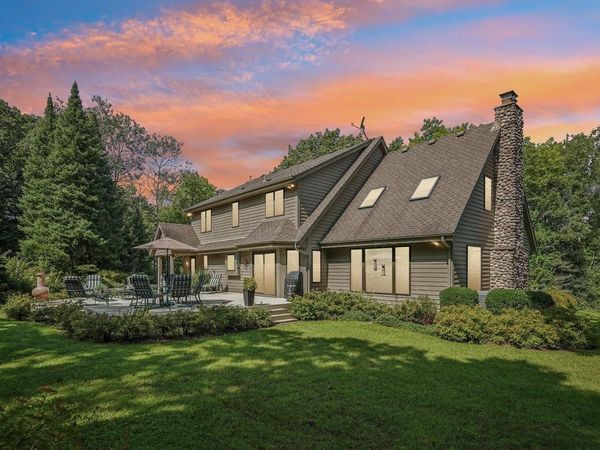 W323S9616 Beulah ROAD, Mukwonago, WI 53149
