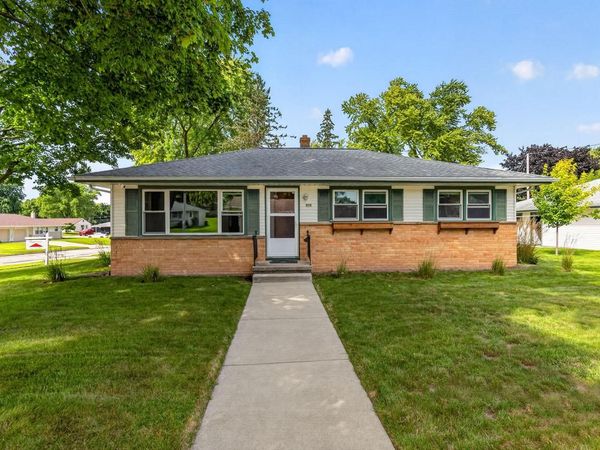 916 Jefferson STREET, West Bend, WI 53090