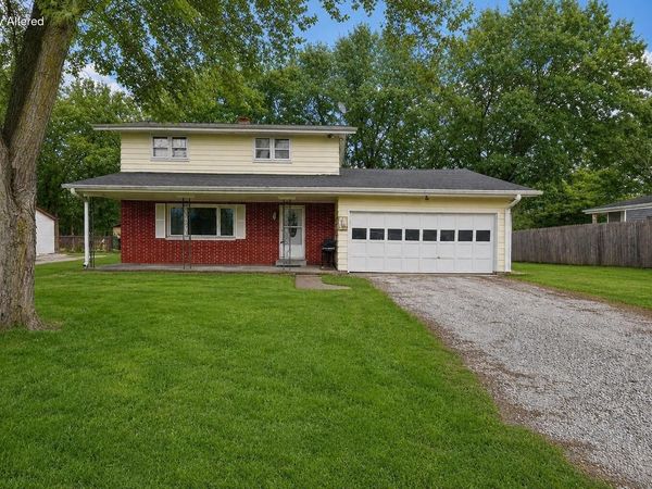 3749 Debby LANE, Franksville, WI 53126