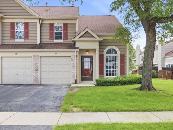 129 Crab Tree Drive , Westmont, IL 60559
