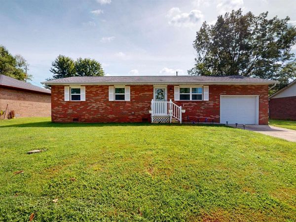 1108 Perkins Drive, Boonville, IN 47601