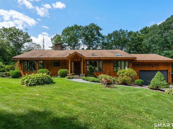 65 Cottage, Monroe, CT 06468