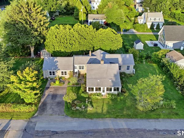 311 Brightwater, Old Lyme, CT 06371