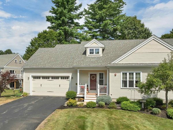 13 Mill Pond Road, Brentwood, NH 03833