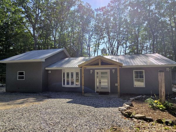 26 Middle Ridge Road, Bridgton, ME 04009