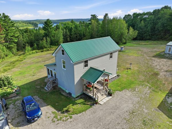 395 Lee Road , Lincoln, ME 04457