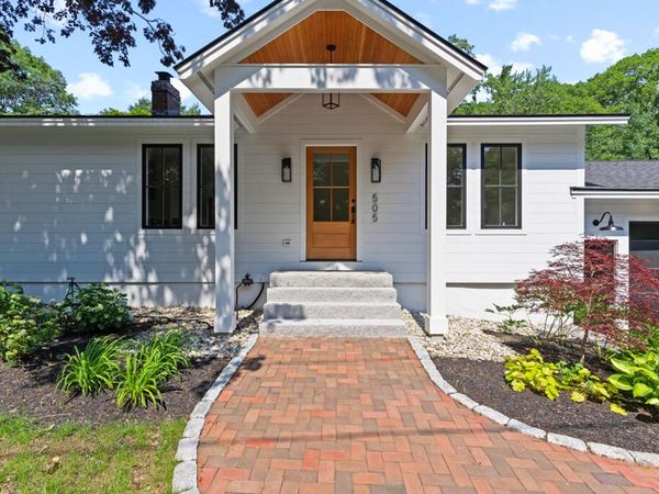 505 Mitchell Road, Cape Elizabeth, ME 04107