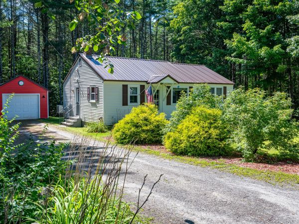 198 Hancock Pond Road , Sebago, ME 04029