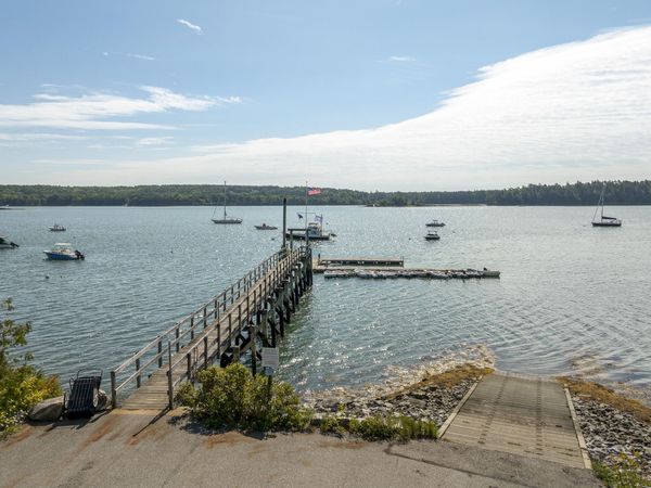 28 Headland Road, Harpswell, ME 04079