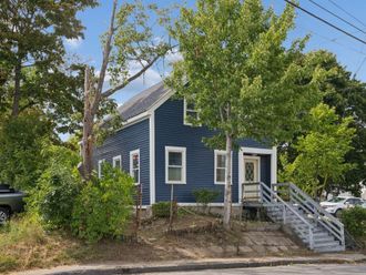 498 Washington Street  Bath, ME 04530