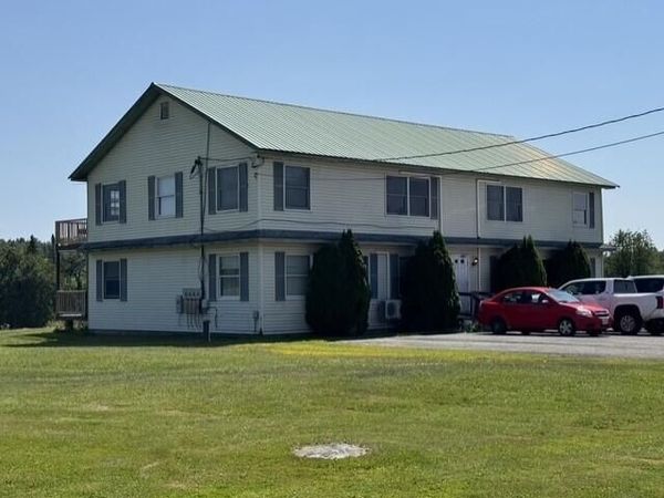 3118 U.S. 2 , Smyrna, ME 04780