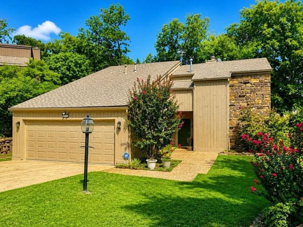 3313 E 68th Place, Unit 6, Tulsa, OK 74136