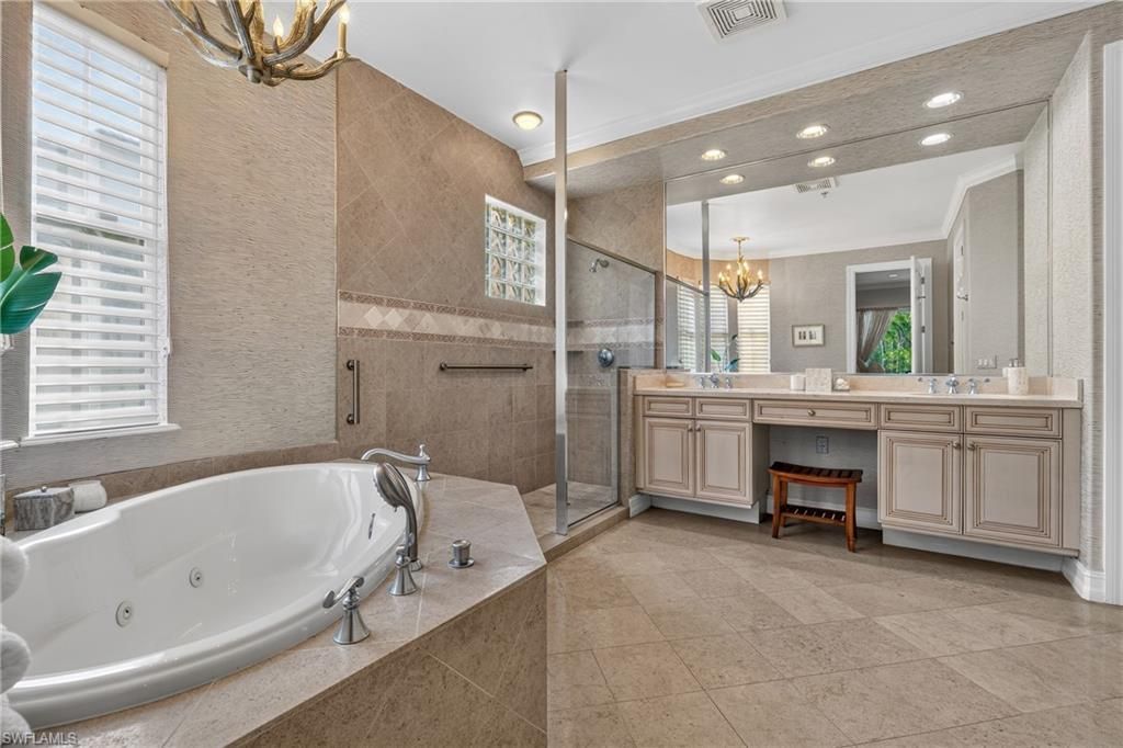 2805 Tiburon Blvd E, Unit 102, Naples, FL 34109 Photo