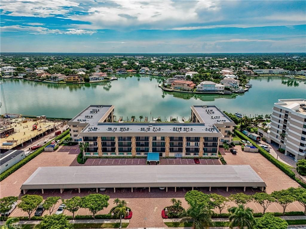 3200 Gulf Shore Blvd N, Unit 205, Naples, FL 34103 Photo
