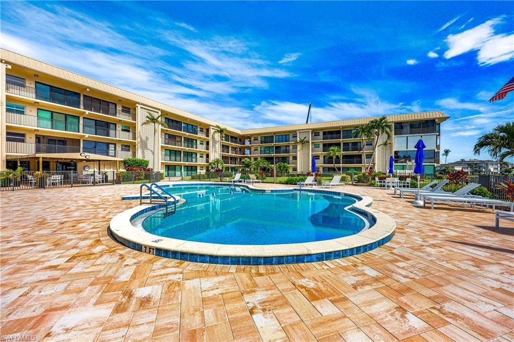 3200 Gulf Shore Blvd N, Unit 205, Naples, FL 34103 Photo