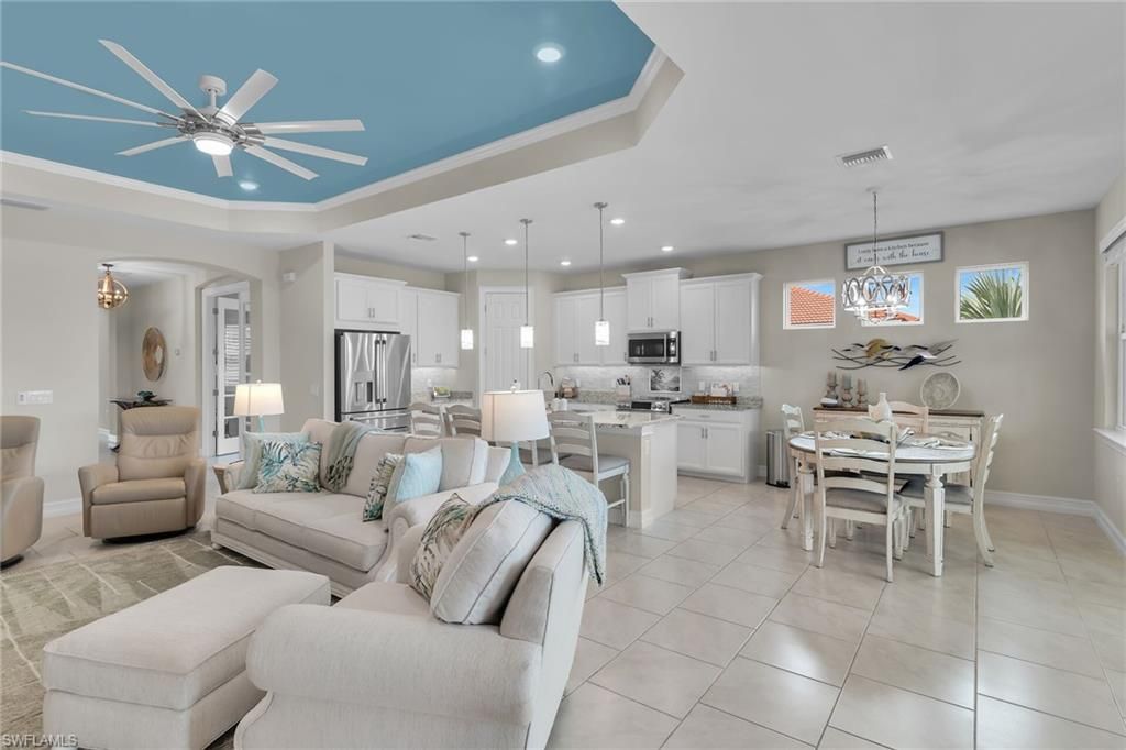 18709 Lake Hammock Dr, Naples, FL 34114 Photo
