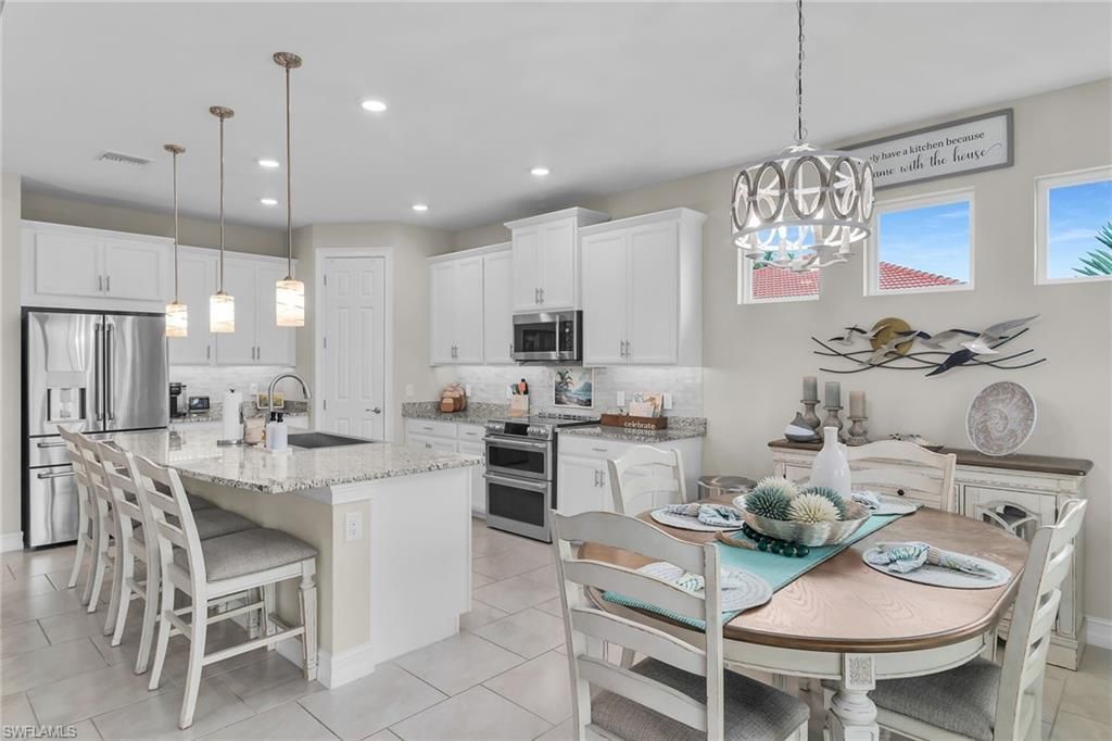 18709 Lake Hammock Dr, Naples, FL 34114 Photo