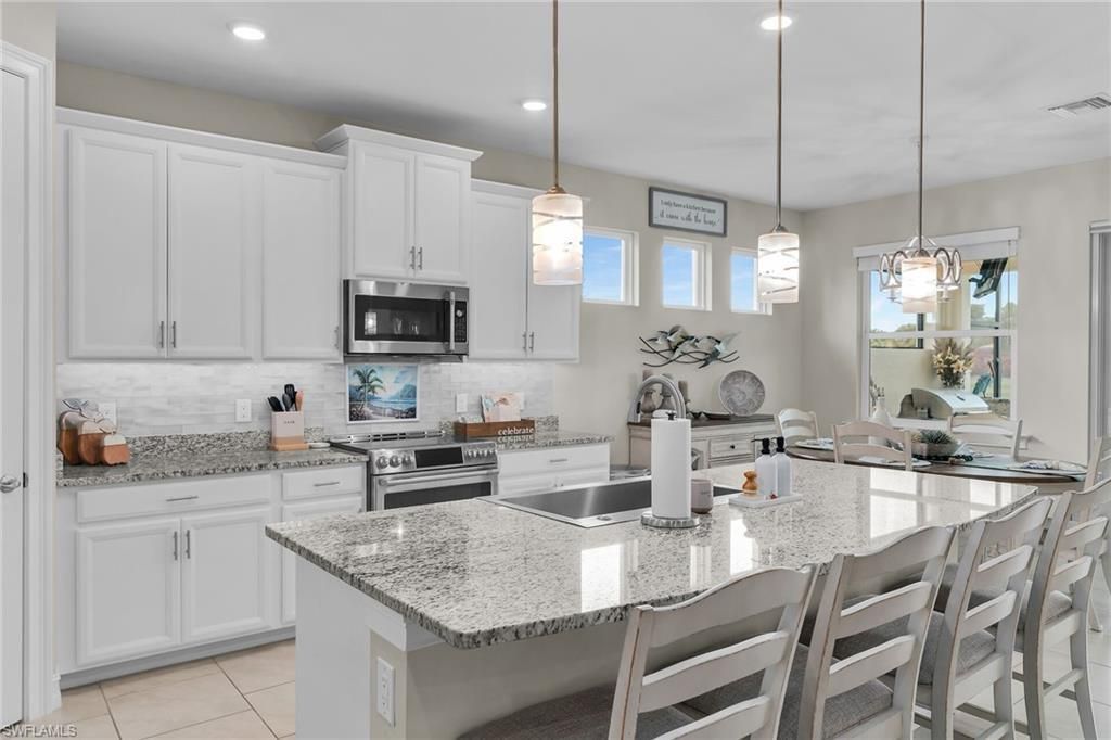 18709 Lake Hammock Dr, Naples, FL 34114 Photo