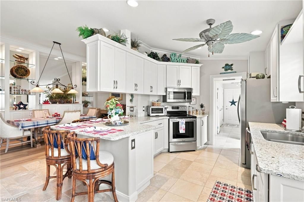 7677 Rozzini Ln, Naples, FL 34114 Photo