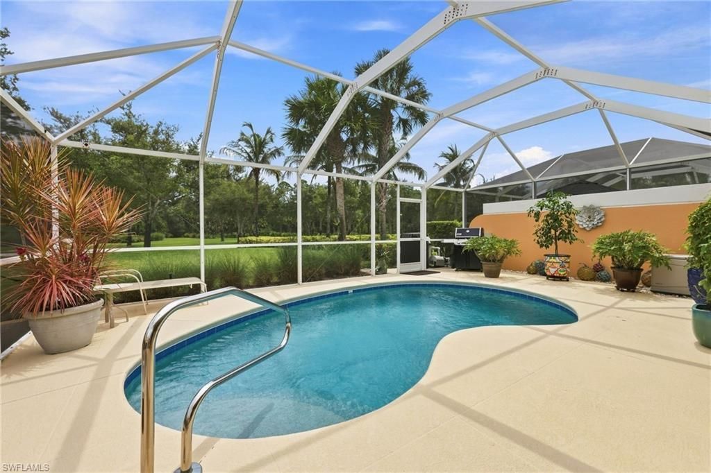 7677 Rozzini Ln, Naples, FL 34114 Photo