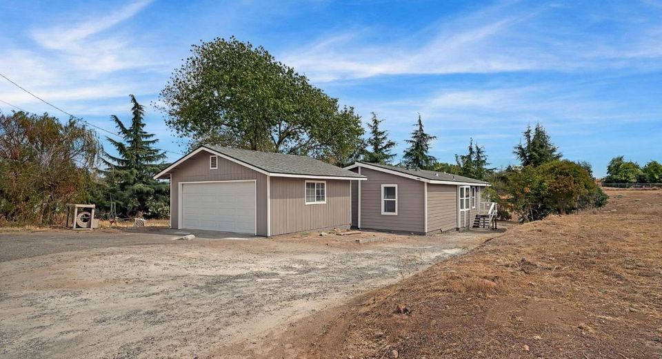 2020 Village Dr, Ione, CA 95640 Photo