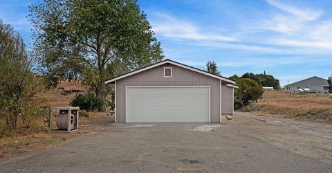 2020 Village Dr, Ione, CA 95640 Photo