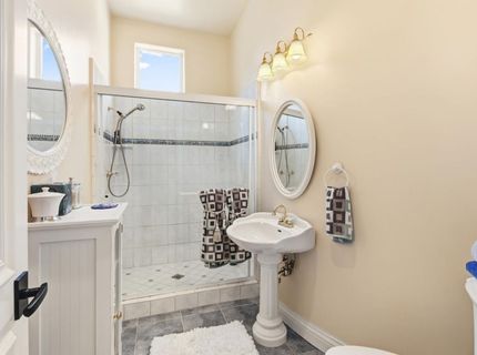 5585 E Saint Francis Cir #e, Unit E, Loomis, CA 95650 Photo