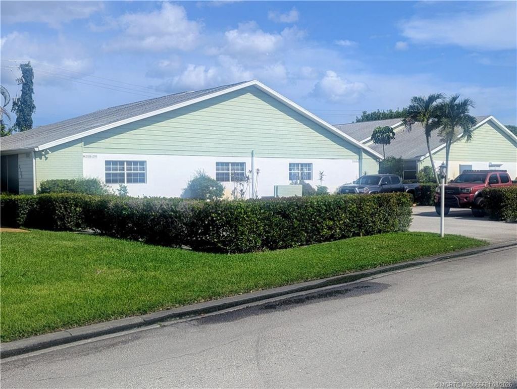 2113 SE Edler Drive, Stuart, FL 34994 Photo