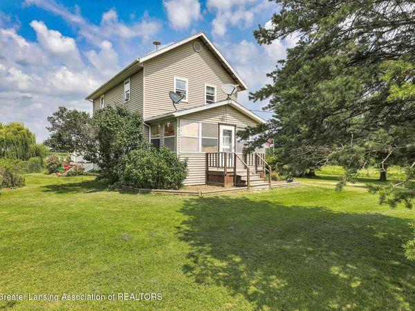 3591 E Clarksville Road, Portland, MI 48875