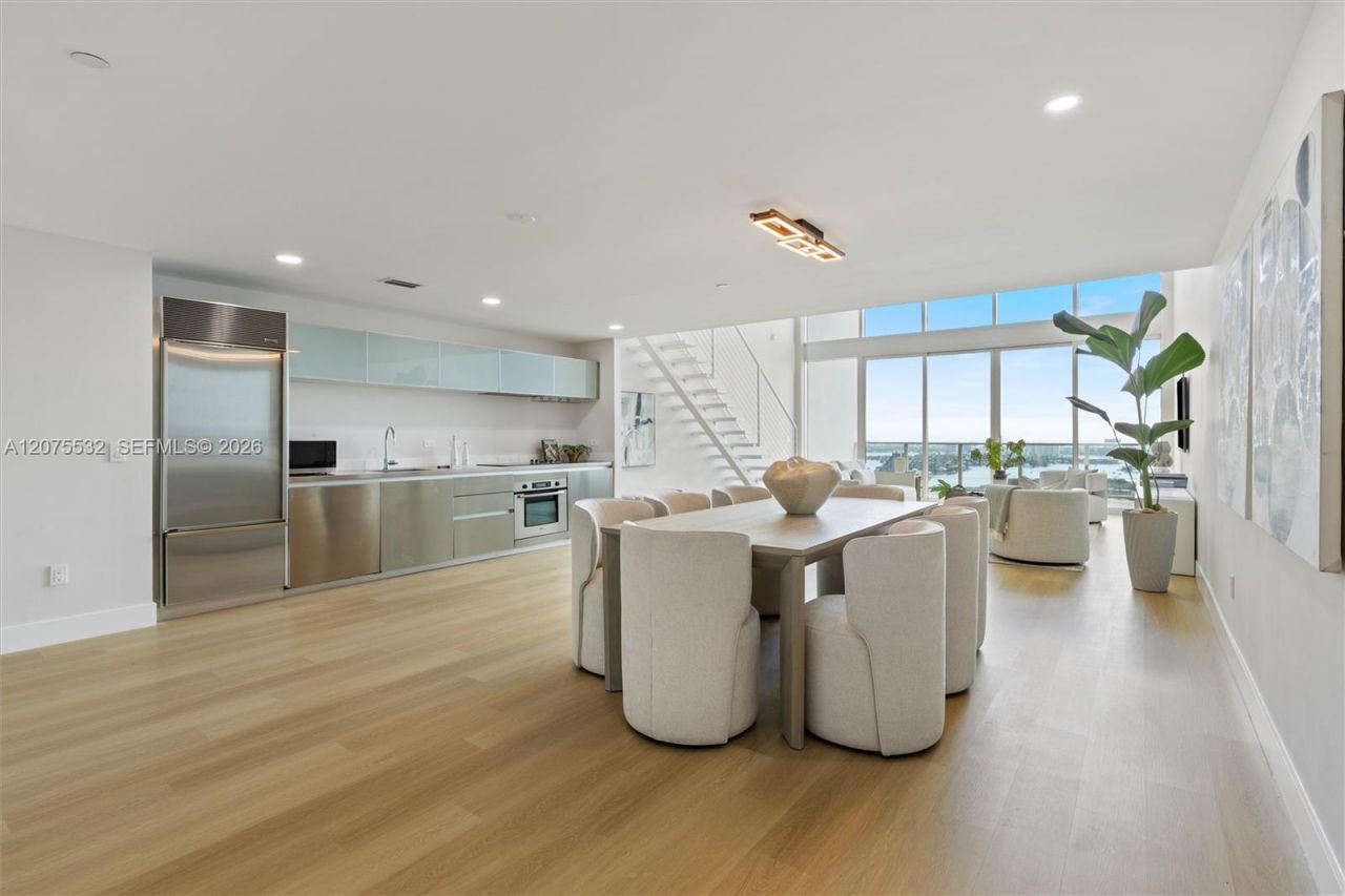 1040 Biscayne Blvd , Unit 3403, Miami, FL 33132 Photo