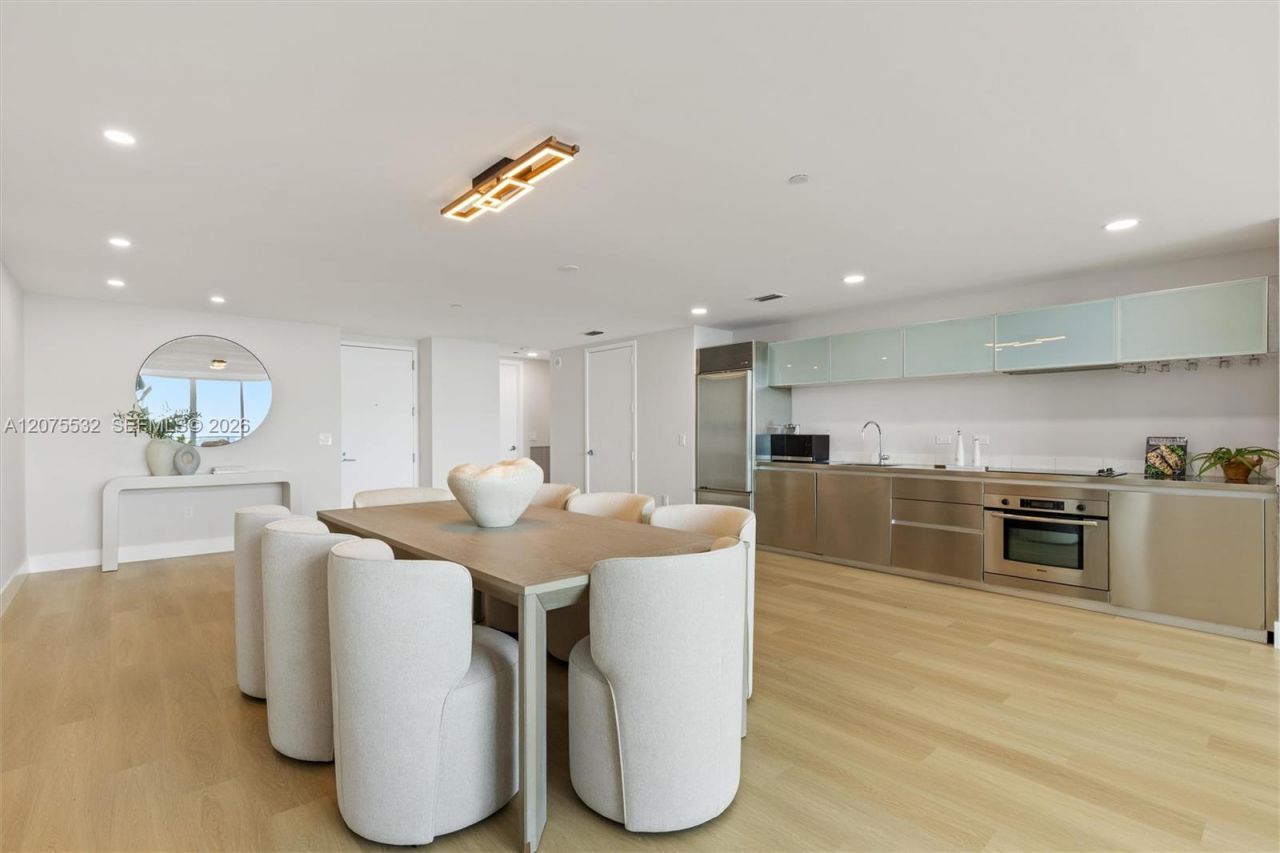 1040 Biscayne Blvd , Unit 3403, Miami, FL 33132 Photo