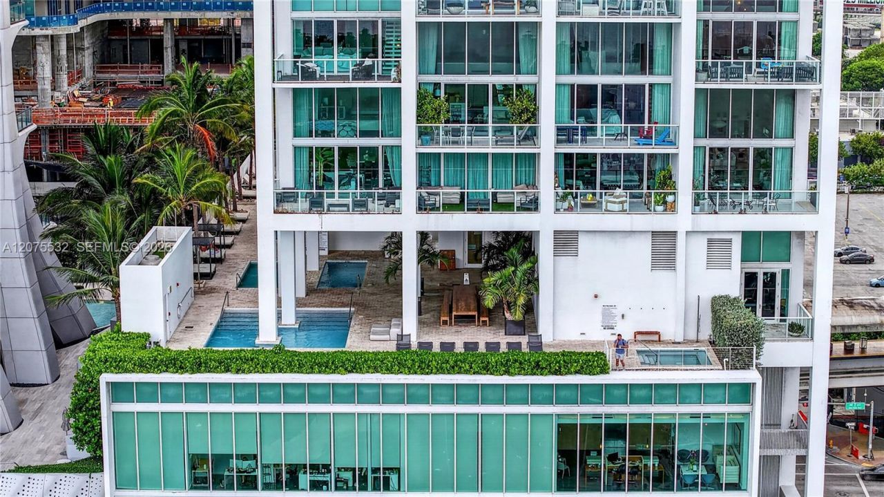 1040 Biscayne Blvd , Unit 3403, Miami, FL 33132 Photo