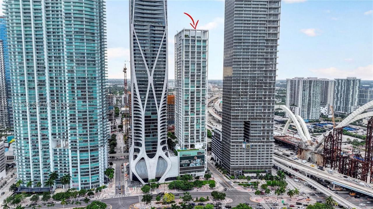 1040 Biscayne Blvd , Unit 3403, Miami, FL 33132 Photo