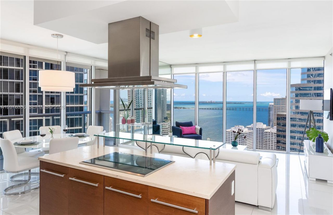 485 Brickell Ave , Unit 3410, Miami, FL 33131 Photo