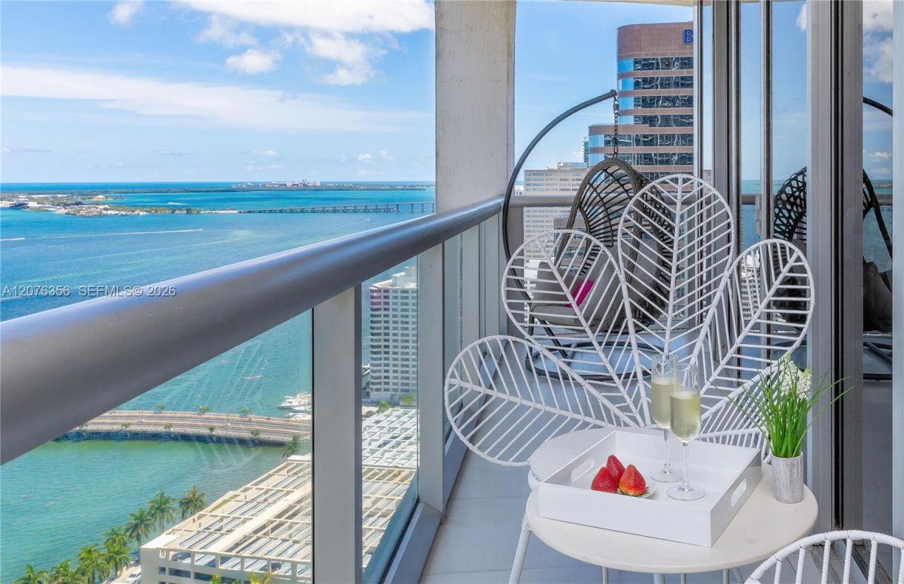 485 Brickell Ave , Unit 3410, Miami, FL 33131 Photo