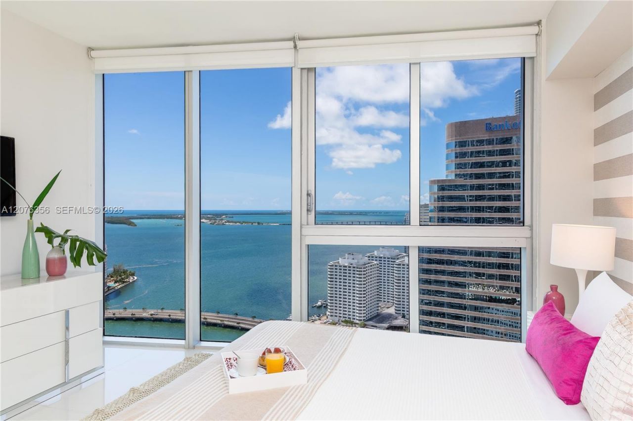 485 Brickell Ave , Unit 3410, Miami, FL 33131 Photo