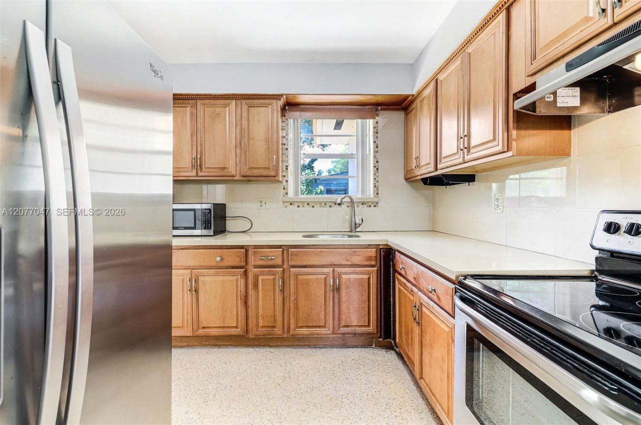 9354 Caribbean Blvd , Cutler Bay, FL 33189 Photo