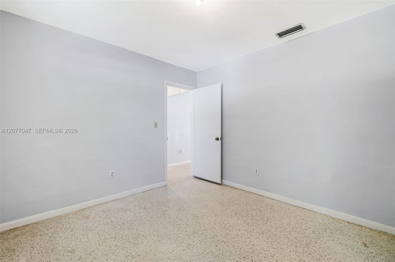 9354 Caribbean Blvd , Cutler Bay, FL 33189 Photo