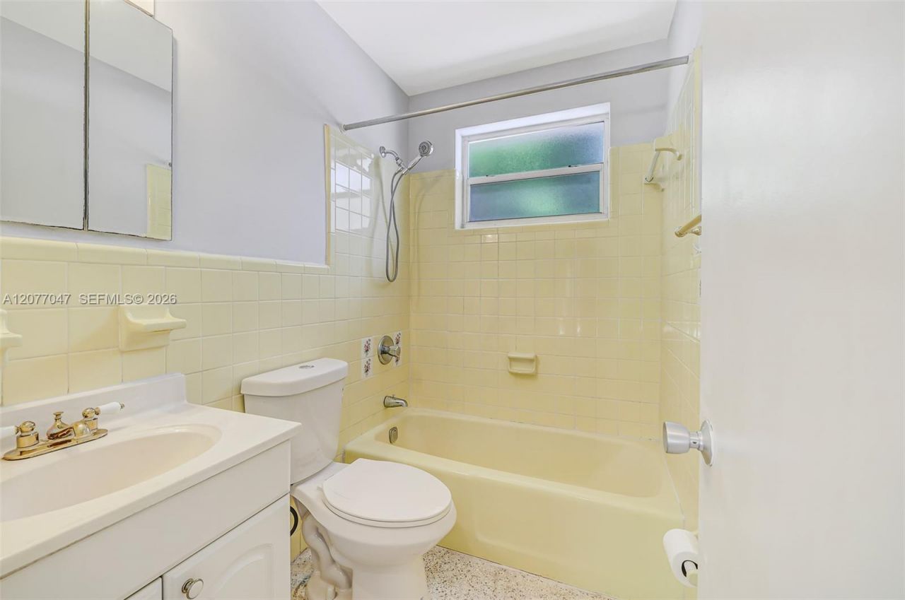 9354 Caribbean Blvd , Cutler Bay, FL 33189 Photo