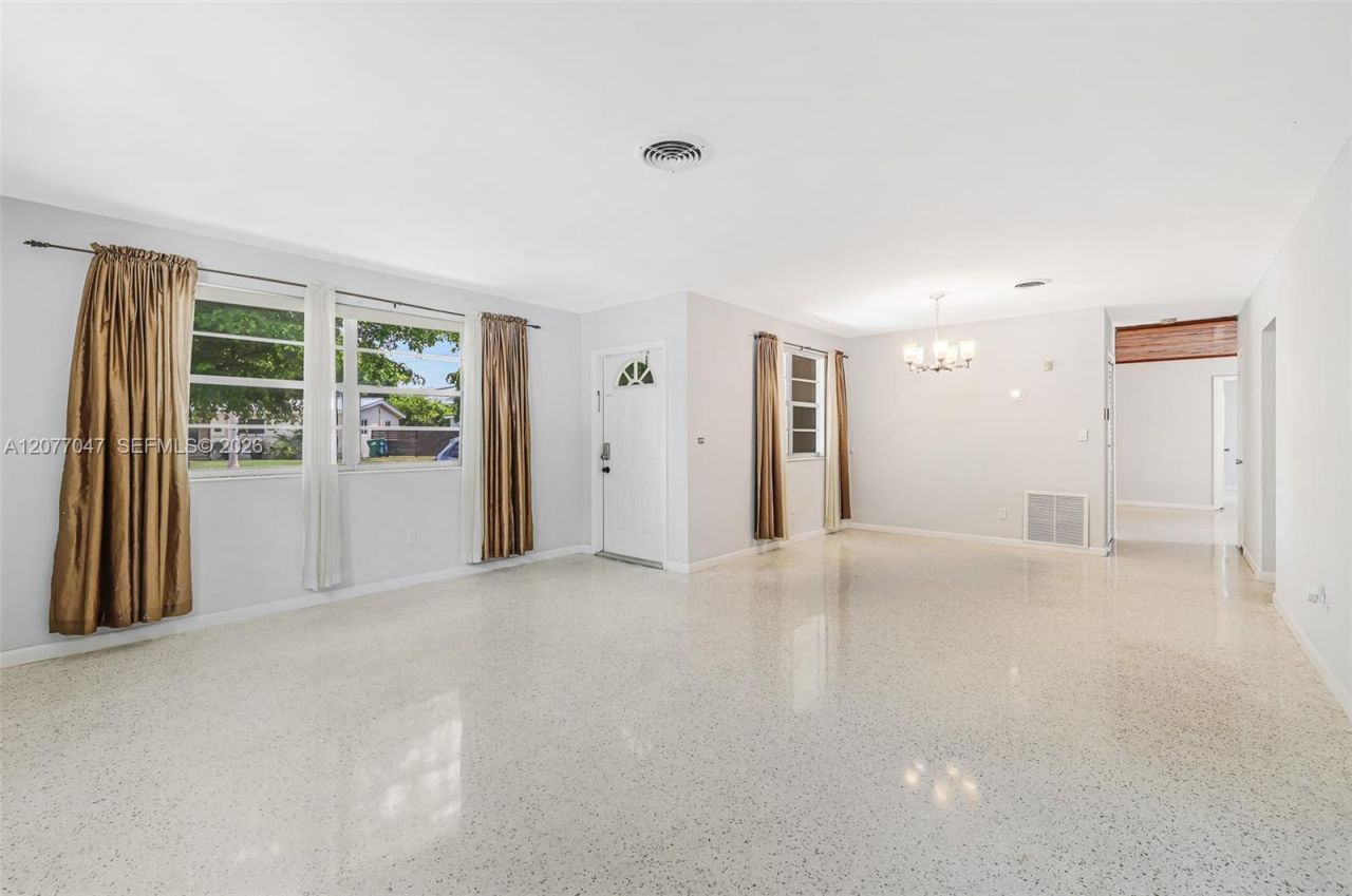 9354 Caribbean Blvd , Cutler Bay, FL 33189 Photo