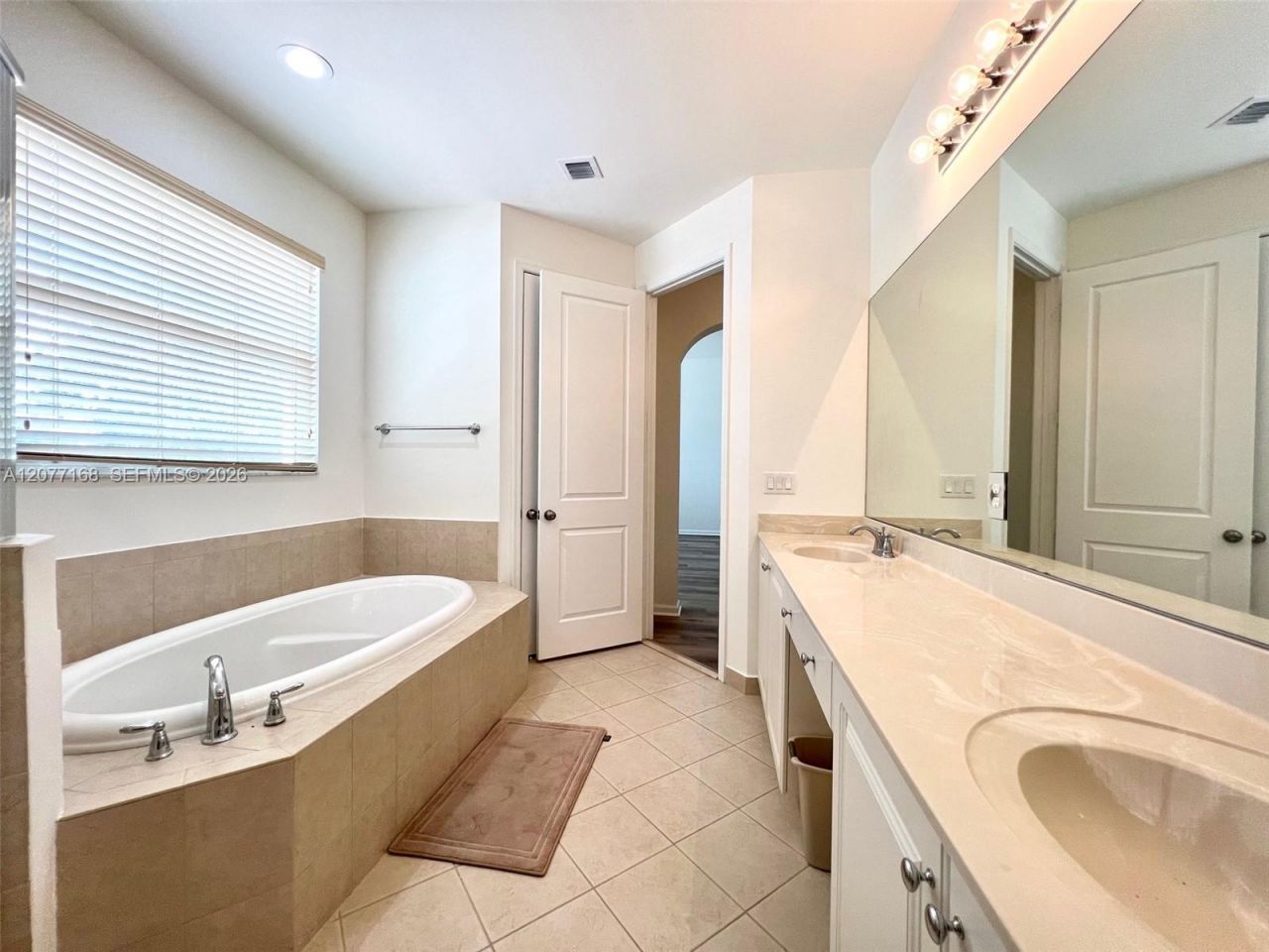 3280 NW 126th Ave , Sunrise, FL 33323 Photo