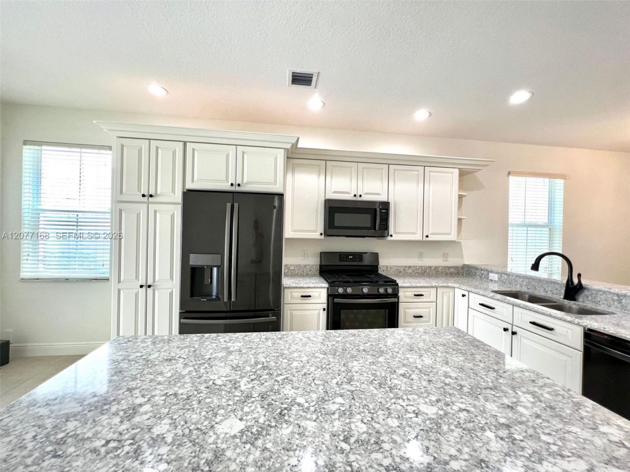 3280 NW 126th Ave , Sunrise, FL 33323 Photo