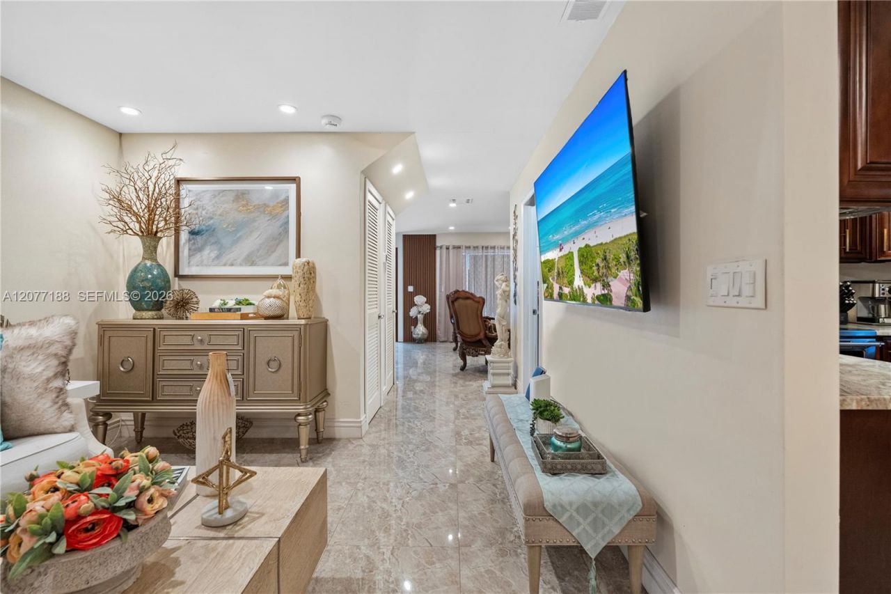 2801 N 38th Ave , Hollywood, FL 33021 Photo