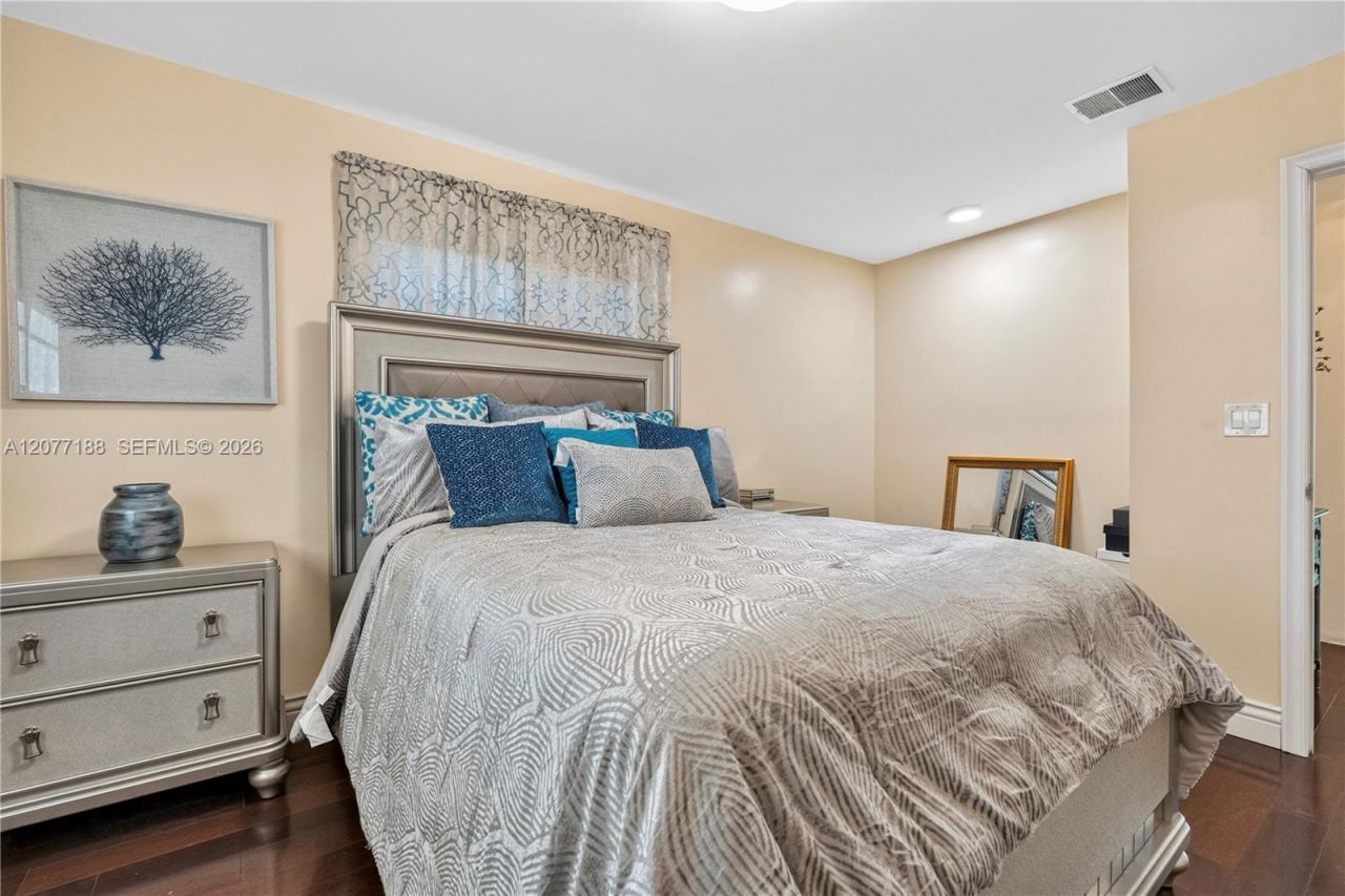 2801 N 38th Ave , Hollywood, FL 33021 Photo