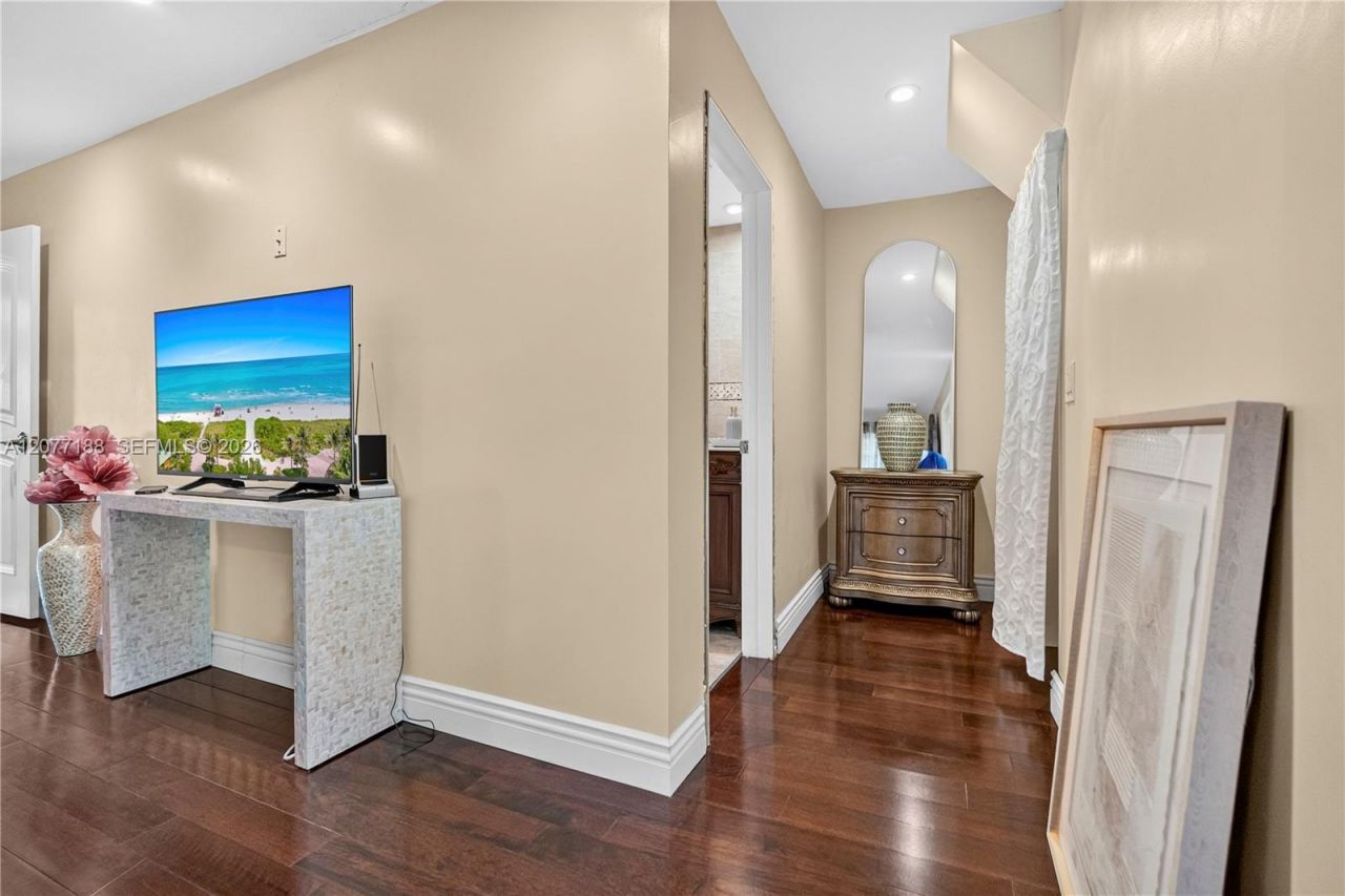 2801 N 38th Ave , Hollywood, FL 33021 Photo