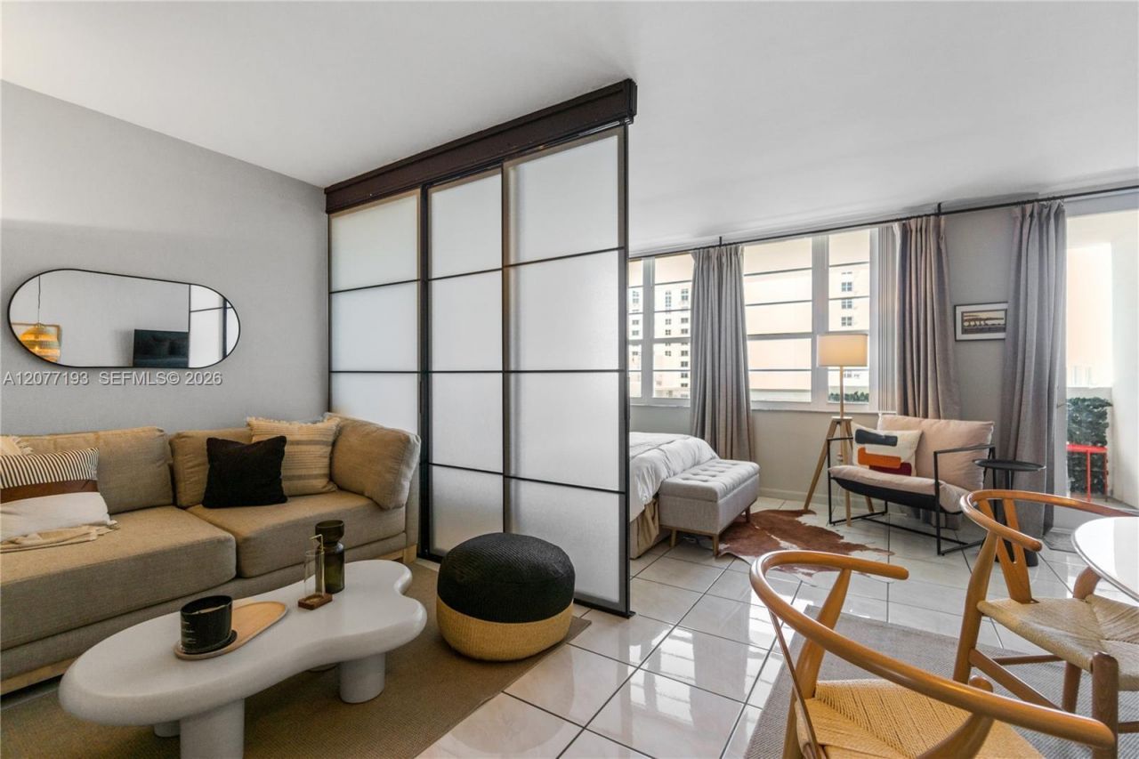 100 Lincoln Rd , Unit 1107, Miami Beach, FL 33139 Photo