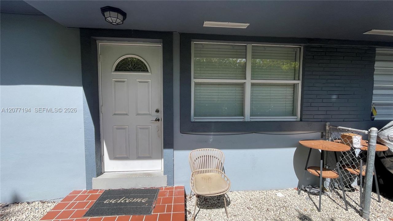 7021 SW 22nd St , Unit 7021, Miami, FL 33155 Photo